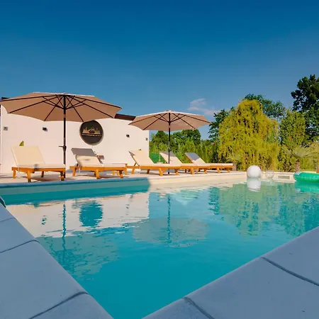 Casa de Férias Odmaraliste Paradise14 - Private With Heated Pool & Jacuzzi *