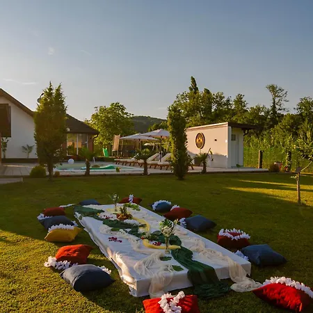 Odmaraliste Paradise14 - Private With Heated Pool & Jacuzzi * Rainci Gornji